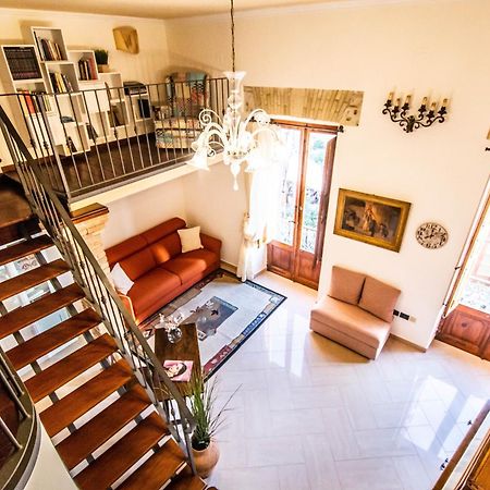 Manno 81 - Charming Historic Apartment Cagliari Exterior photo